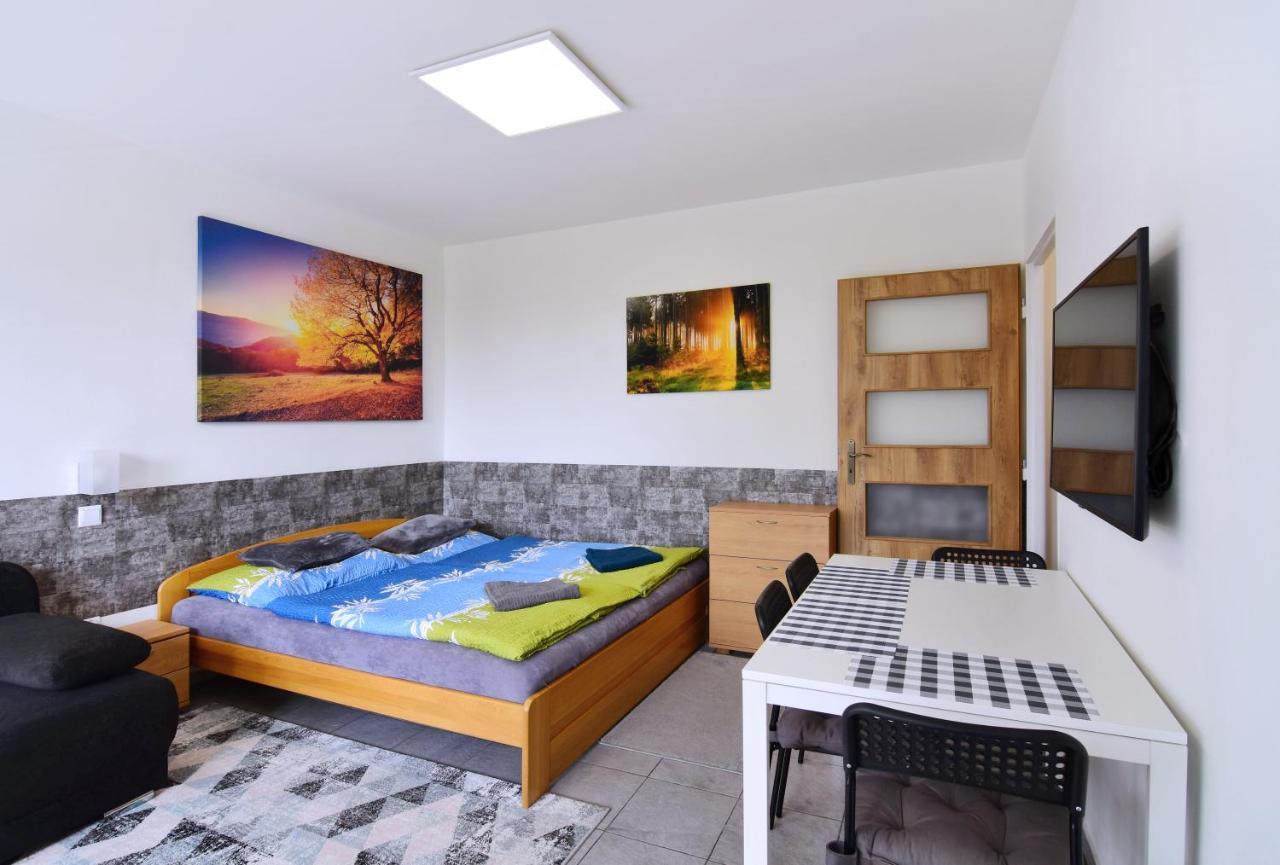 Apartman Nikola Trojanovice Exteriör bild