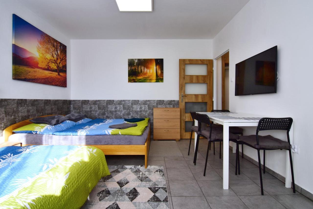 Apartman Nikola Trojanovice Exteriör bild